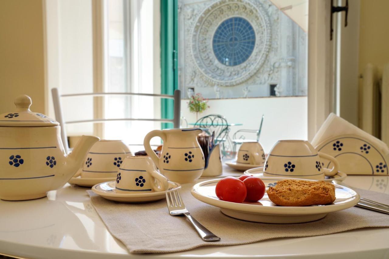 B&B I Sei Volti Λέτσε Εξωτερικό φωτογραφία